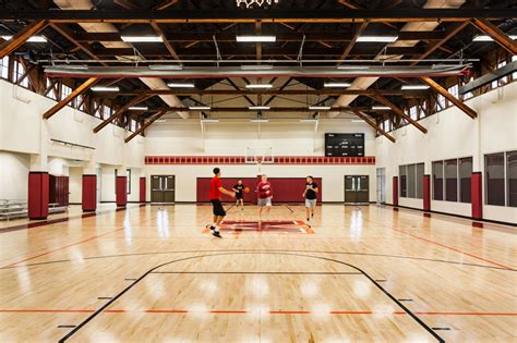 Maryville College Alumni Gym & Baseball Facility | BarberMcMurry Architects