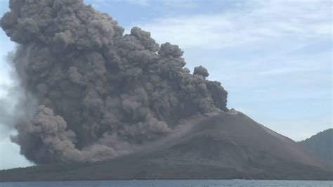 Spectacular Explosive Eruptions at Anak Krakatau (Krakatoa) Volcano, Indonesia 1st Nov. 2010 ...