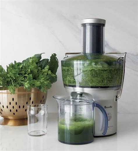 Breville Juice Fountain Compact Juicer - BJE200XL