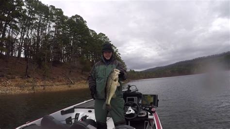 Winter Bass fishing Lake Ouachita 2020 - YouTube