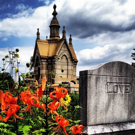 Visit Oakland Cemetery. It's Hauntingly Beautiful.