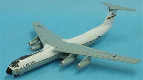 Roden 1/144 C-141B Starlifter