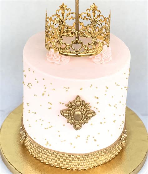 Queen Cake Design Images (Queen Birthday Cake Ideas) Queen Birthday ...