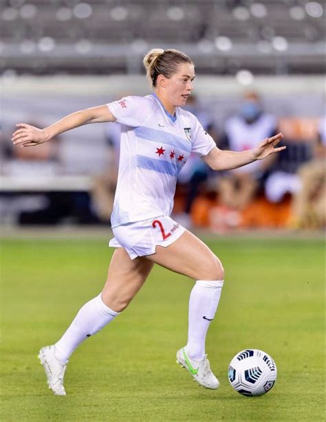 Kealia Watt #2, forward, Chicago Red Stars vs Houston Dash, April 9, 2021 | Female football ...