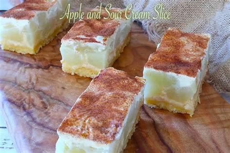 Quick Apple and Sour Cream Slice - Recipe Winners