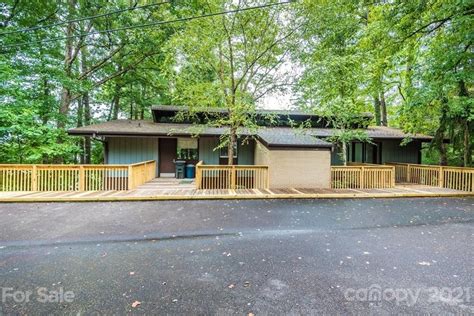 Hickory, NC Real Estate - Hickory Homes for Sale | realtor.com®