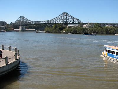 Ray's Retirement: The Brisbane River walk and a bunch of bridges