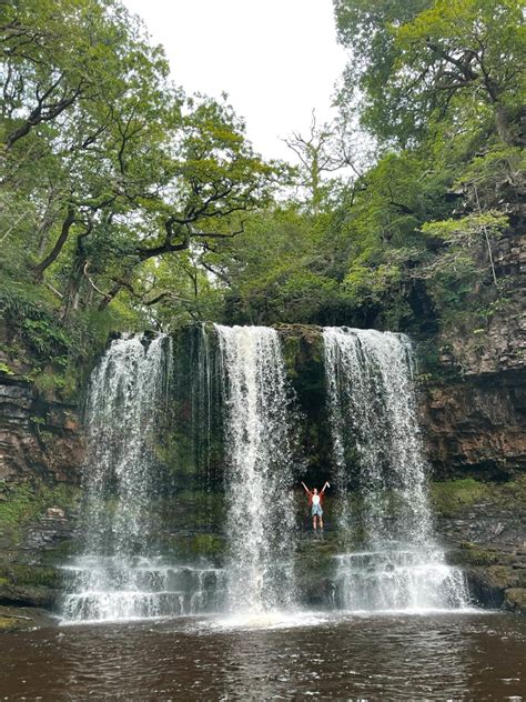 Brecon Beacons Hiking Guide and Wild Water Swimming - Zanna Van Dijk