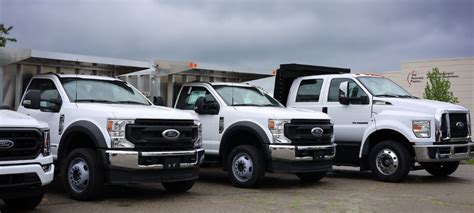 The 2023 Ford Super Duty F-550 vs. F-650 Medium Duty | Bill Brown Ford