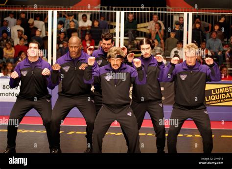 Dodgeball movie hi-res stock photography and images - Alamy