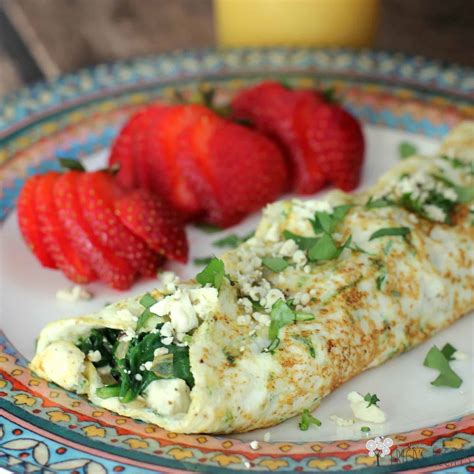 Spinach, Feta, and Herb Egg White Omelet – Erica's Recipes