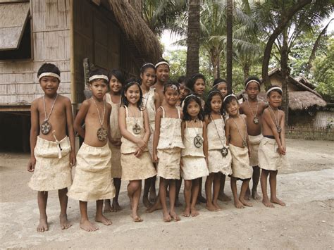 A Woven Tradition: The Iraya-Mangyan Community of Puerto Galera | Philippine Primer | Philippine ...