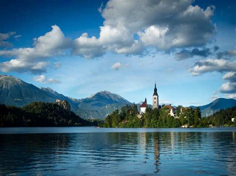 Top 5 Hikes and Walks around Lake Bled | Komoot