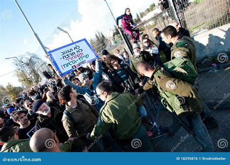 East Jerusalem Protest editorial photo. Image of jerusalem - 18295876