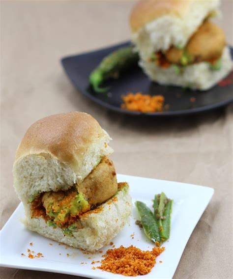 Vada Pav Recipe - Mumbai Style Pav Vada with Spicy Chutney