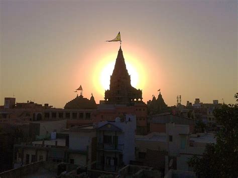 Dwarkadhish Temple Wallpapers - Wallpaper Cave