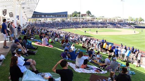 Brewers set spring training broadcast schedule