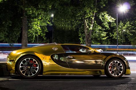 Bugatti Veyron Red And Gold