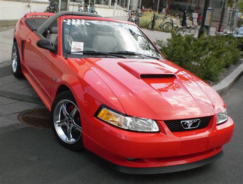 2000 Ford Mustang Base - Convertible 3.8L V6 Manual