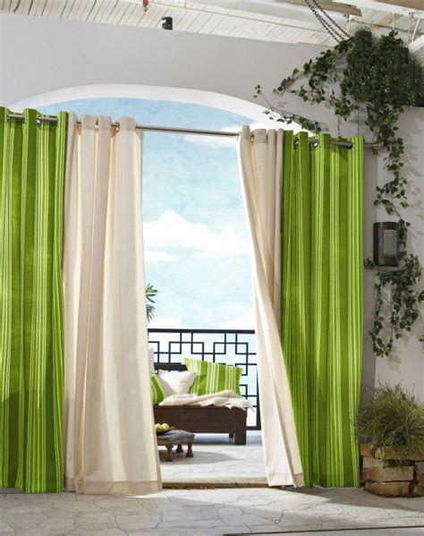 Bedroom Curtains - Ideas in Different Colors | Founterior