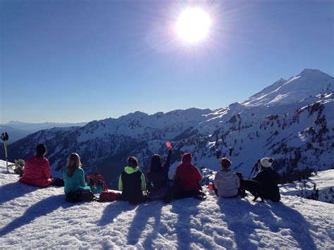 Mountain ladies snowshoe up to Artist Point, Mt. Baker | Artist point ...