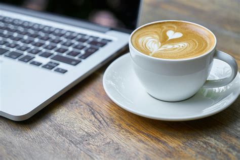 1000+ Beautiful Coffee Cup Photos · Pexels · Free Stock Photos