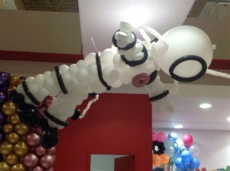 Pin em BALLOON MAGIC!!!! | Decoração com bexigas, Festa de astronauta ...