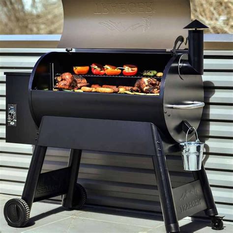 Traeger Pro Series 34-inch Pellet Grill | TFB88PZB : BBQGuys