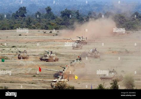 Indian army t 90 tanks hi-res stock photography and images - Alamy