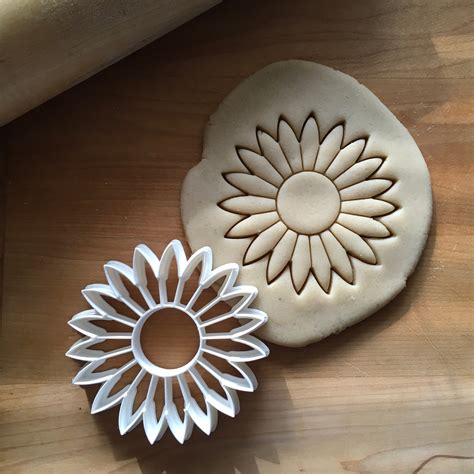 Sunflower Cookie Cutter/Dishwasher Safe | Sweet Prints Inc.