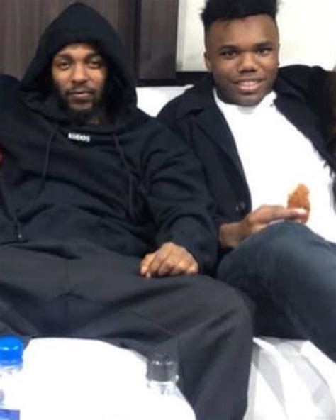 Kendrick chilling with his cousin Baby Keem : r/KendrickLamar