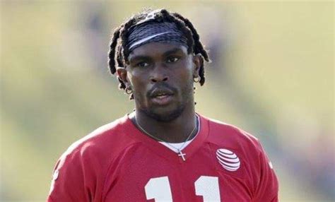 Know About Julio Jones; NFL, Age, Wife, Stats, Contract, Salary, Height