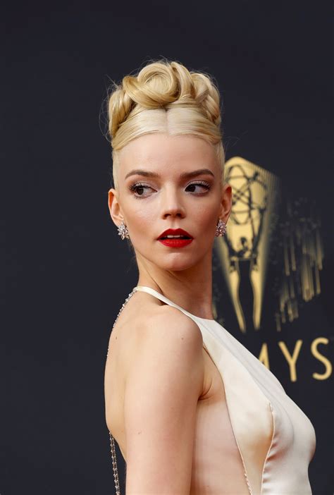 LOOK: Anya Taylor-Joy is a showstopper at the 2021 Emmy Awards