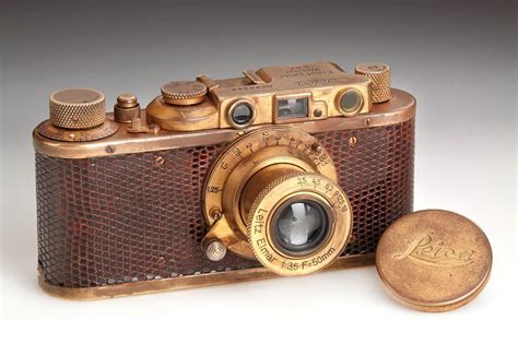 Leica Luxus | Leica, Vintage cameras, Antique cameras