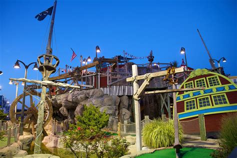 Castaway Cove Mini Golf | Boardwalk