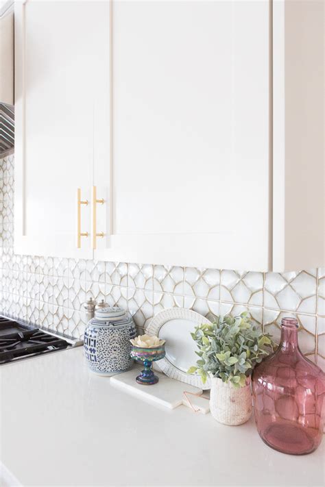 Affordable Ceramic Patterned Tile Backsplash and Flooring | CC and Mike|