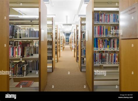 Library reading room Stock Photo - Alamy