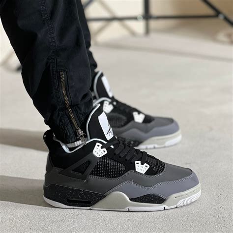 Nike Air Jordan 4 Oreo | Streetstyle