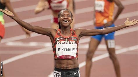 Faith Kipyegon: How Kenyan achieved the mother of all feats in Tokyo - BBC Sport