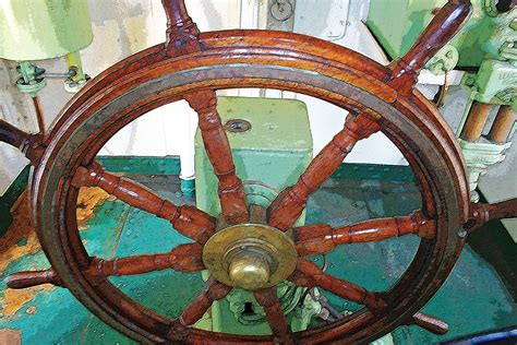 Wooden Steering Wheel Of Ship Free Stock Photo - Public Domain Pictures