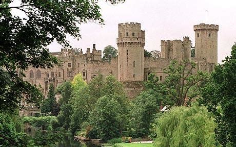 Warwick Castle's dungeon attraction make 15 people faint - Telegraph