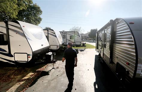 Country Campers I 94 Rv Dealer Lake Mills Wi - Country Poin