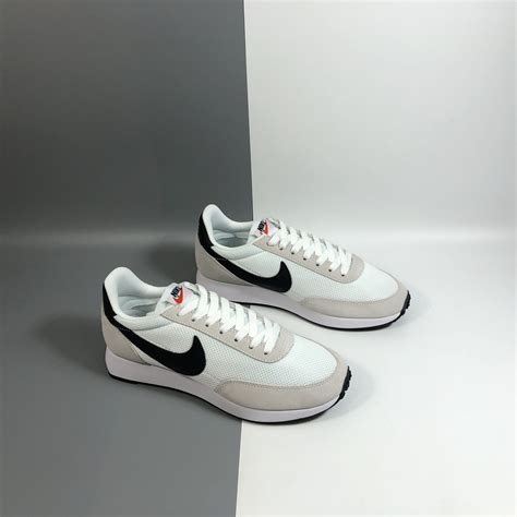 Nike Air Tailwind 79 (White / Black) Shop