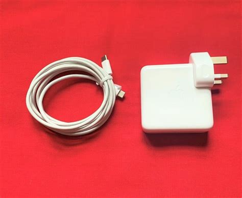 Latest Genuine Apple 61W USB C Power Adapter/Charger Macbook Pro/Air ...