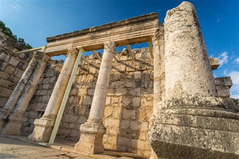 Synagogue in Jesus Town of Capernaum Stock Photo - Image of middle, kapernaum: 62377866