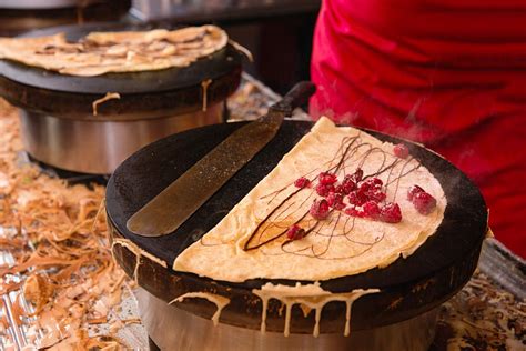 The best street food in Paris - Lonely Planet