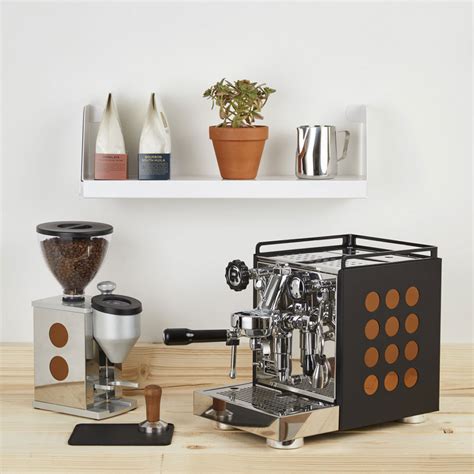 Rocket Appartamento Black (Serie Nera) with Copper - Espresso Planet Canada