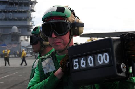 DVIDS - Images - Aerial action aboard the USS Nimitz [Image 4 of 5]