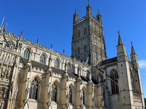 Photographs of Gloucester Cathedral, Gloucestershire, England: Southern aspect