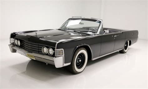 1965 Lincoln Continental | Classic Auto Mall